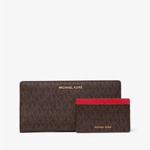 NWT - MICHAEL MICHAEL KORS Logo Slim Wallet